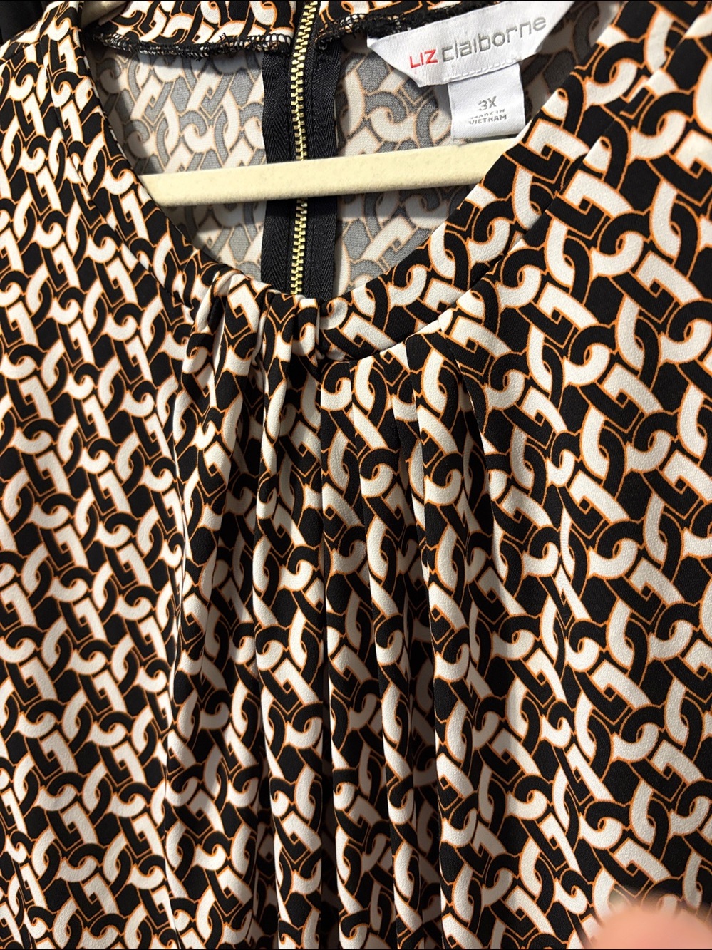 Liz Claiborne Blush and Black Geometric Short-Sleeve Dress PtP 30 length 29